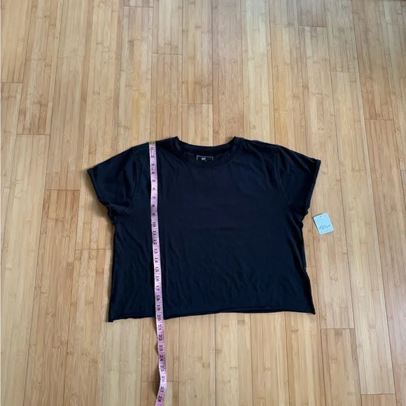 NWT We The Free The Perfect Tee Cropped Raw Hem Black Extra Large - Picture 11 of 11